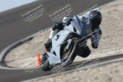 media/Nov-01-2025-TrackDaz (Sat) [[2b4d5192bc]]/A Group/12pm (Turn 2 (Outside)/